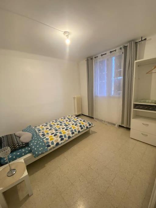 Appartement T4 A Deux Pas De La Gare St Charles Marseille Bagian luar foto