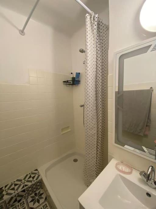 Appartement T4 A Deux Pas De La Gare St Charles Marseille Bagian luar foto