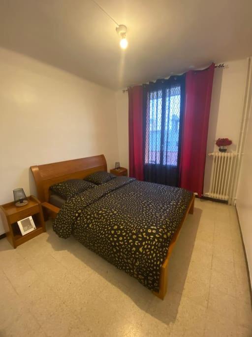 Appartement T4 A Deux Pas De La Gare St Charles Marseille Bagian luar foto